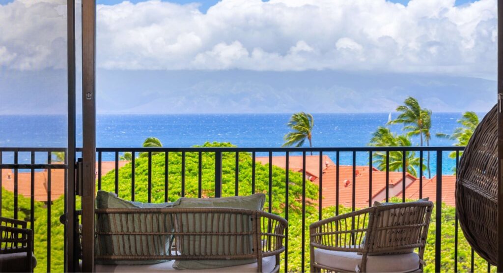 Staying in Ka'anapali puts you minutes from the start line and immerses you in West Maui's race-week energy