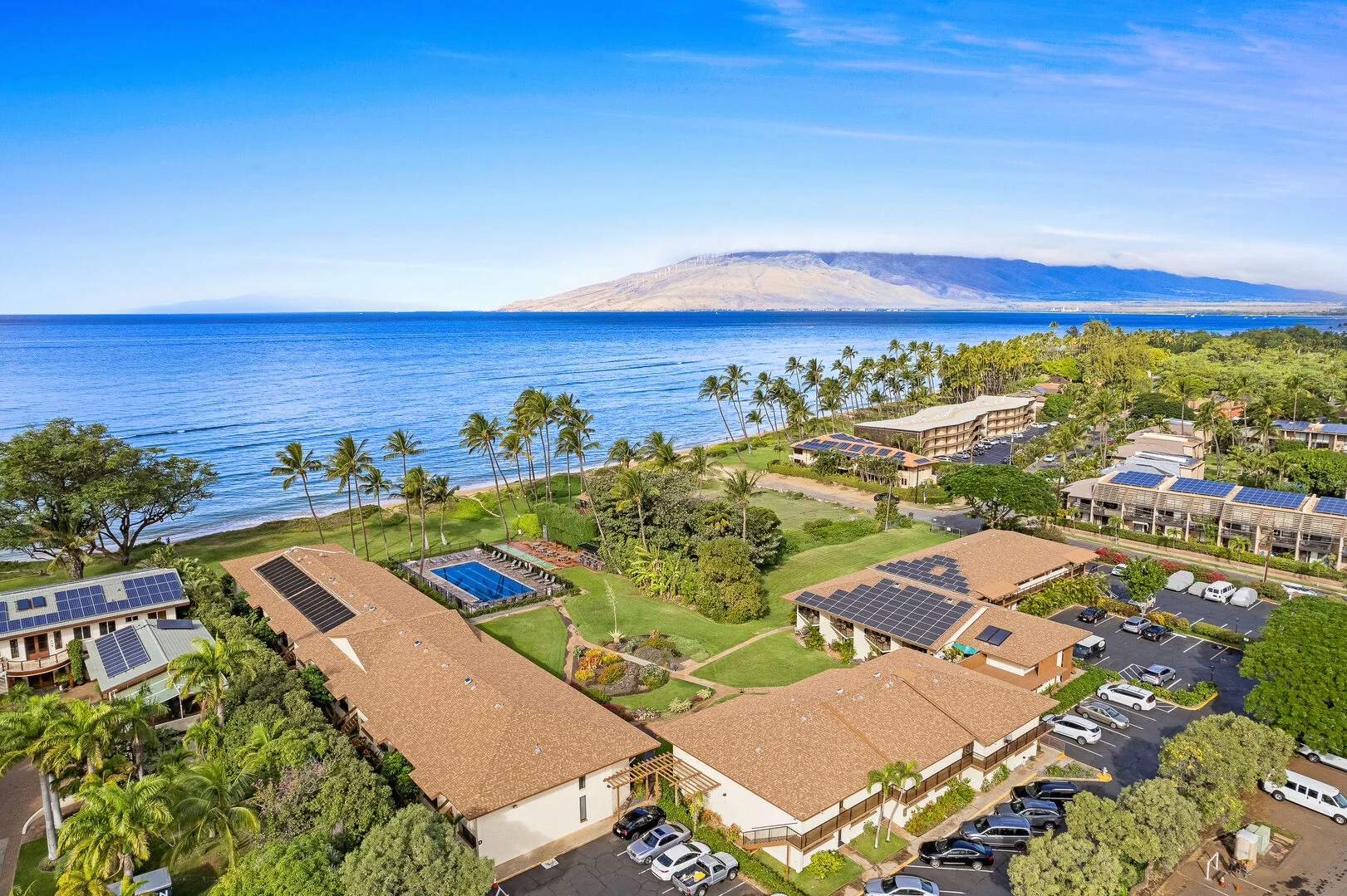 Waiohuli Beach Hale resort Aerial